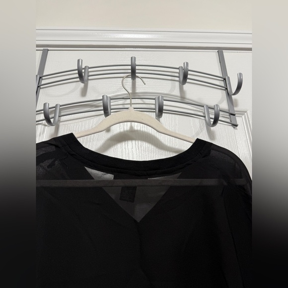 NWT Ashley Stewart Women's 14/16w sheer Black V Neck Blouse Plus Size New dolman - Picture 4 of 14